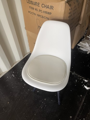 Suitable for vitra - for, eames